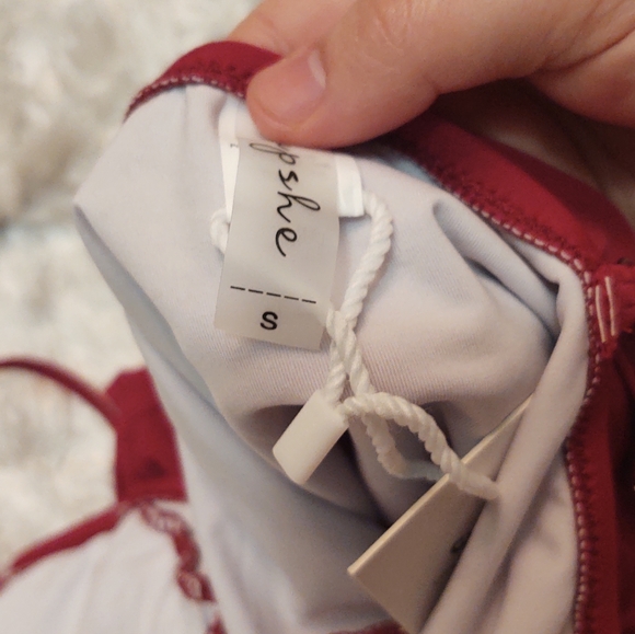 Cupshe lace ruffle magenta one piece swimsuit - Picture 4 of 5